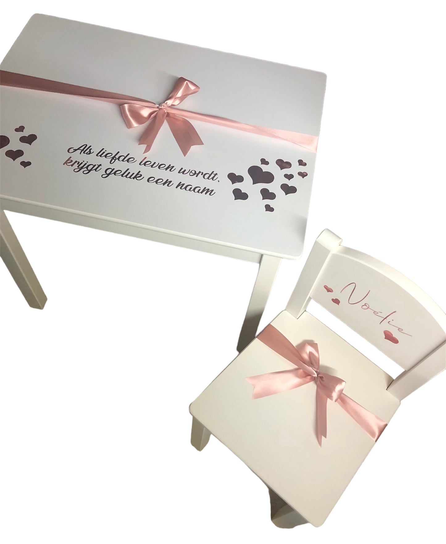 Gepersonaliseerd kindertafeltje (incl. 2 stoelen)